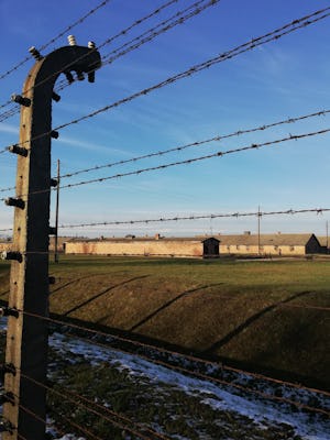 Memorial de Auschwitz-Birkenau de dia inteiro e excursão ao museu com a mina de sal Wieliczka