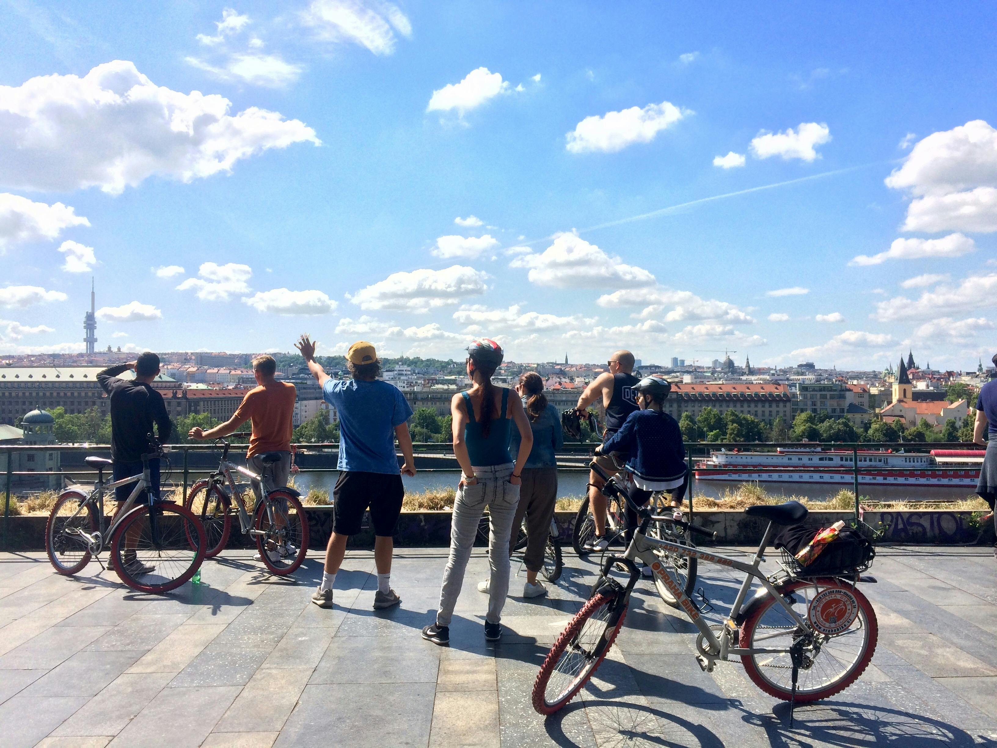Panorama-Radtour zur Prager Burg