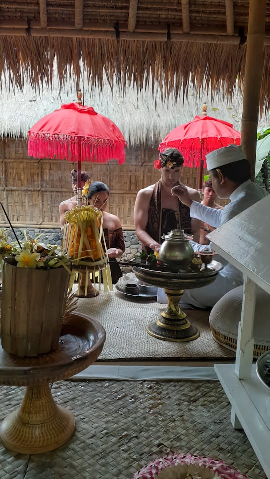 Pacchetto cerimonia di benedizione della luna di miele a Bali
