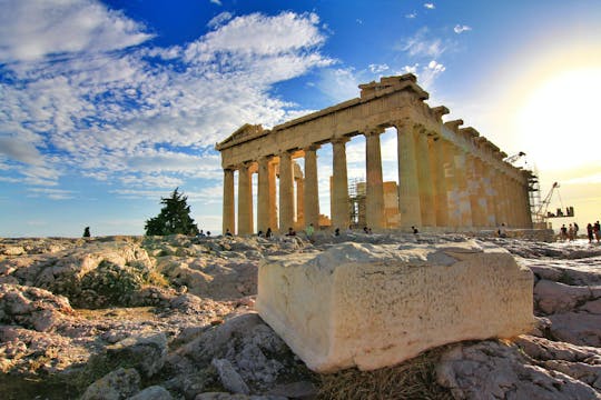 Ontdek Athene tijdens een begeleide wandeling met een local