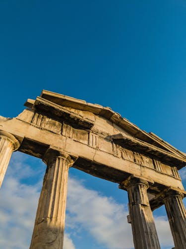 Athens Instagram photo experience with a private local