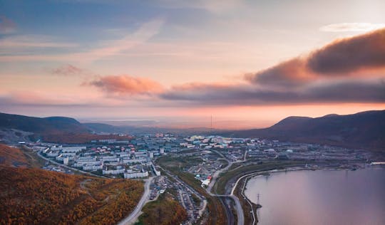 City tour privado de Kirovsk e Snow Village de Murmansk