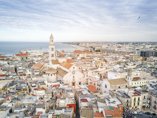 Bari 2-hour guided walking tour