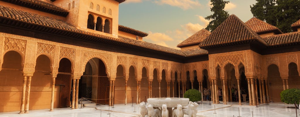 Tour privato di Alhambra, Albaicín e Sacromonte