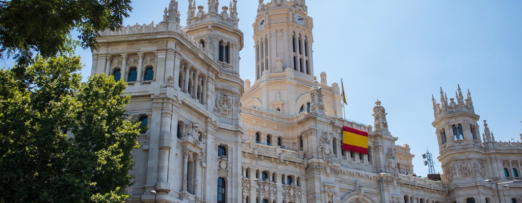 Descubre Madrid en una visita guiada con un local