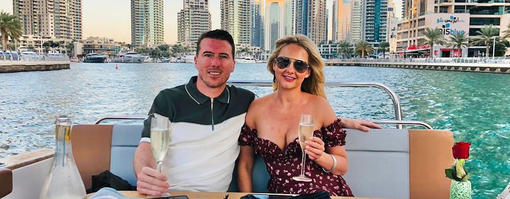 2-hour romantic sunset cruise with sushi and drinks in Dubai