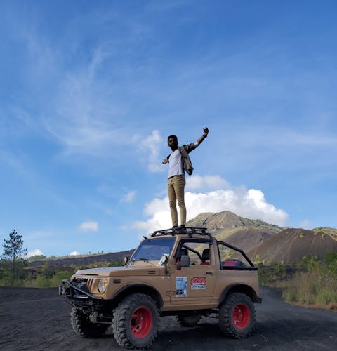 Batur 4x4 classic jeep tour sunrise with special breakfast