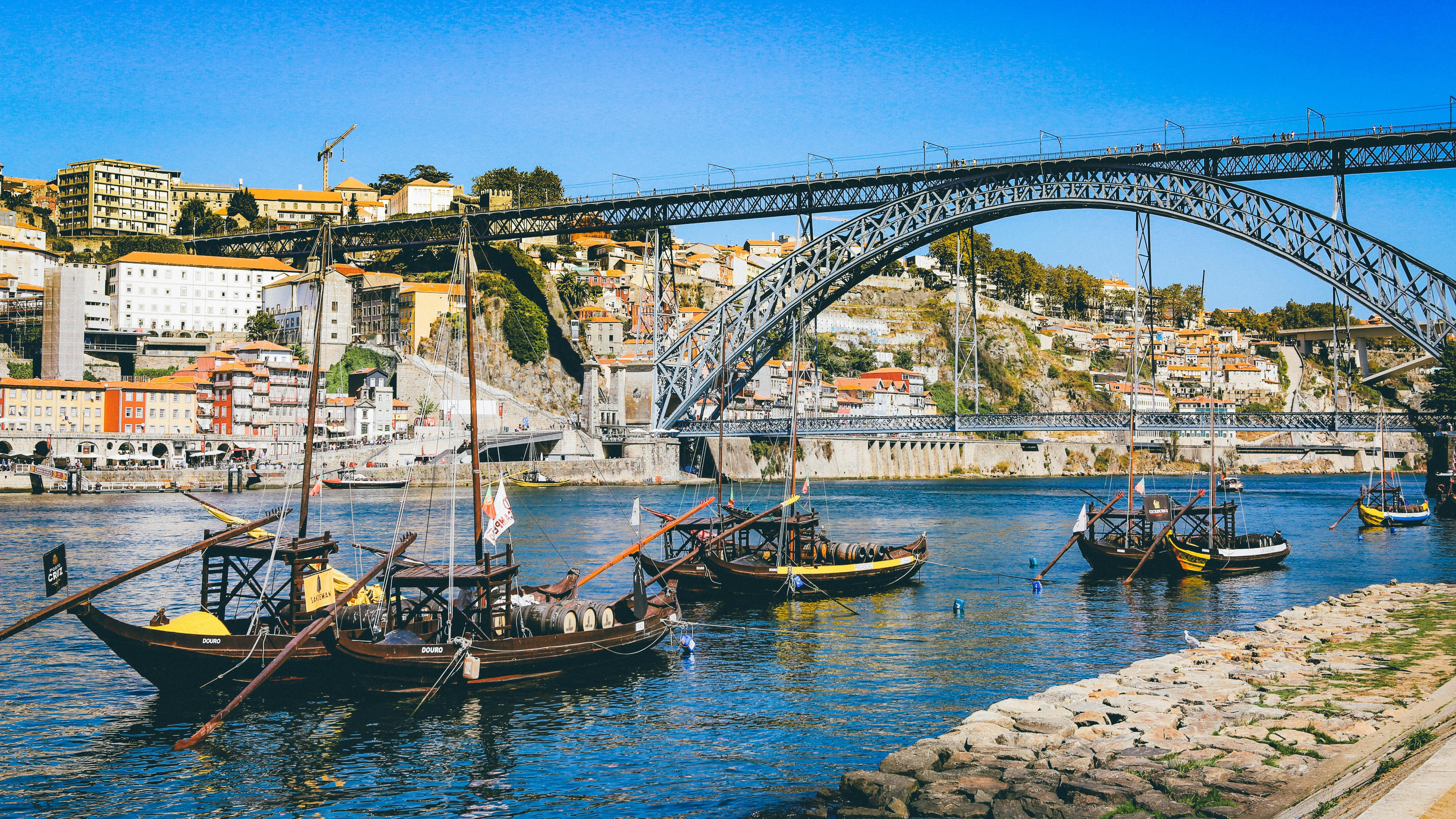Visite à pied d'une heure de Porto avec un local