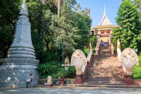 City tour privado de um dia em Phnom Penh