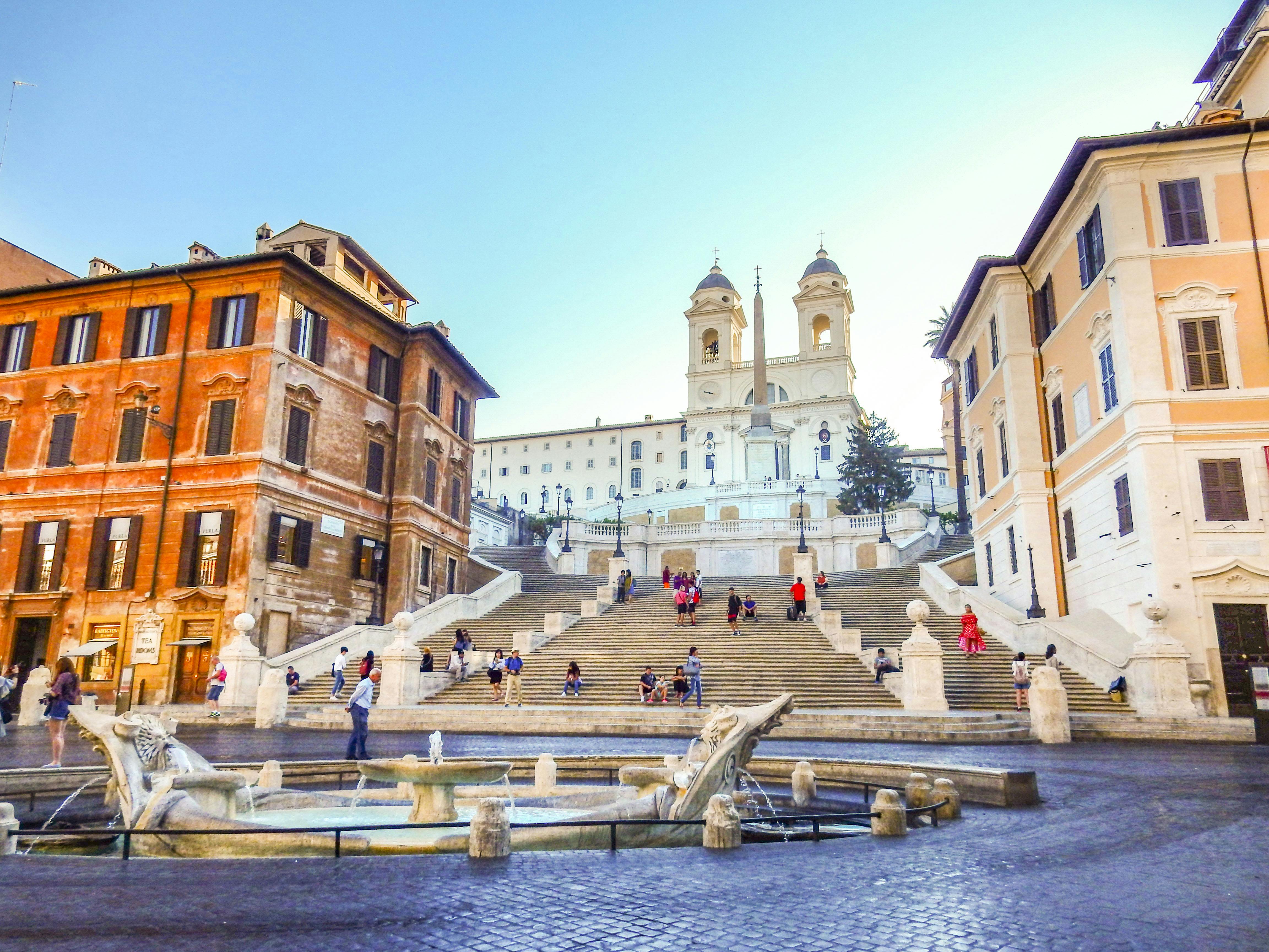 Rome's most photogenic spots walking tour with a local