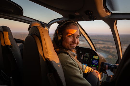 Vuelo en helicóptero del fotógrafo del Delta del Okavango desde Maun