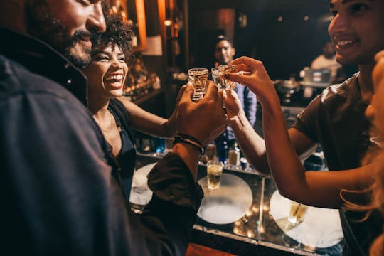 Premium 4-godzinna wycieczka z degustacją wódek i potraw w Olsztynie