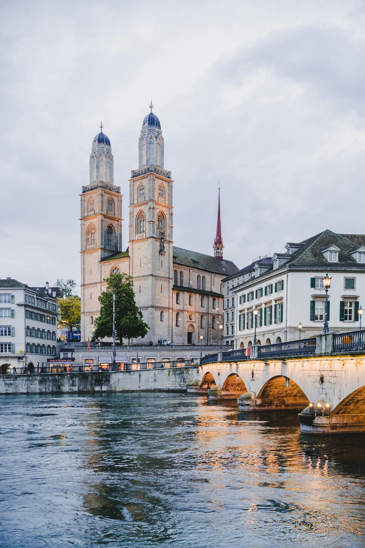 Beste introductietour door Zürich met een local