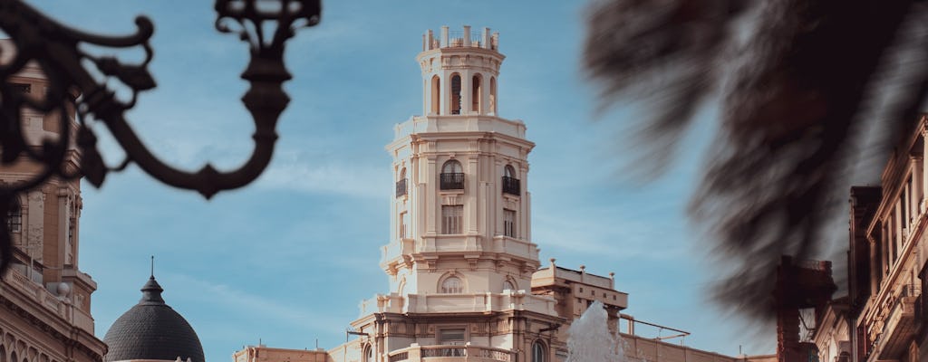 Visita guiada aos lugares fotogênicos de Valência com um local