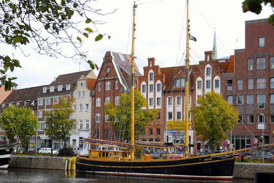 Private day trip from Rostock to Lübeck with guide