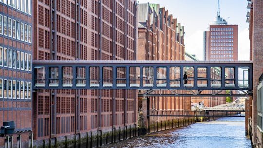 Гамбургский опыт фотосъемки в Instagram с частным местным