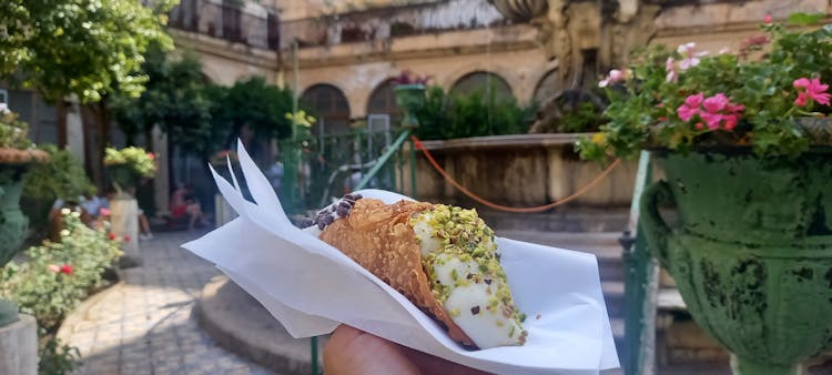 Palermo traditional food tour