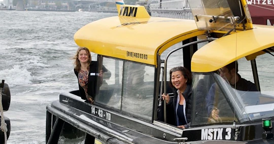 Private Highlight Tour of Rotterdam With Water Taxi Ride