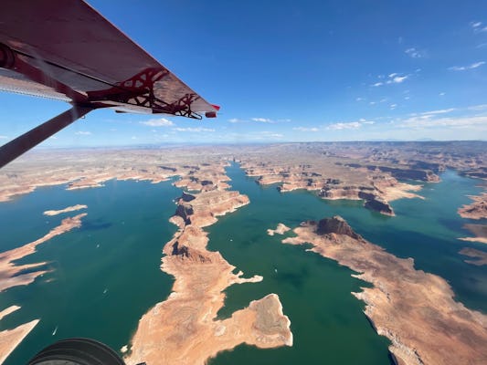 Lake Powell, Monument Valley en Canyonlands combo vliegtuig schilderachtige tour