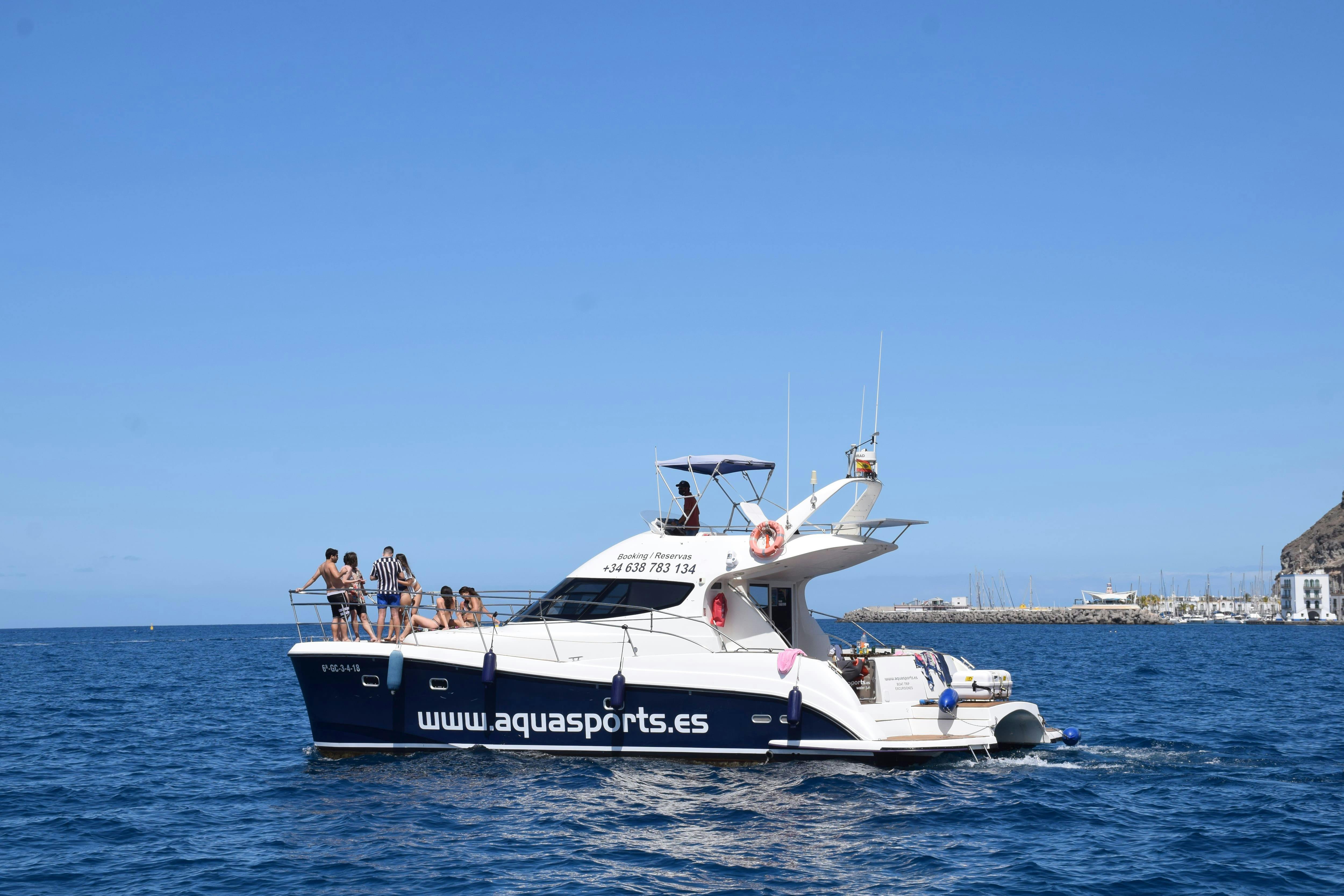 Damiluvi Catamaran Private Charter