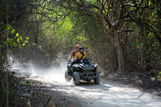Privates Jungla Maya Native Park Erlebnis