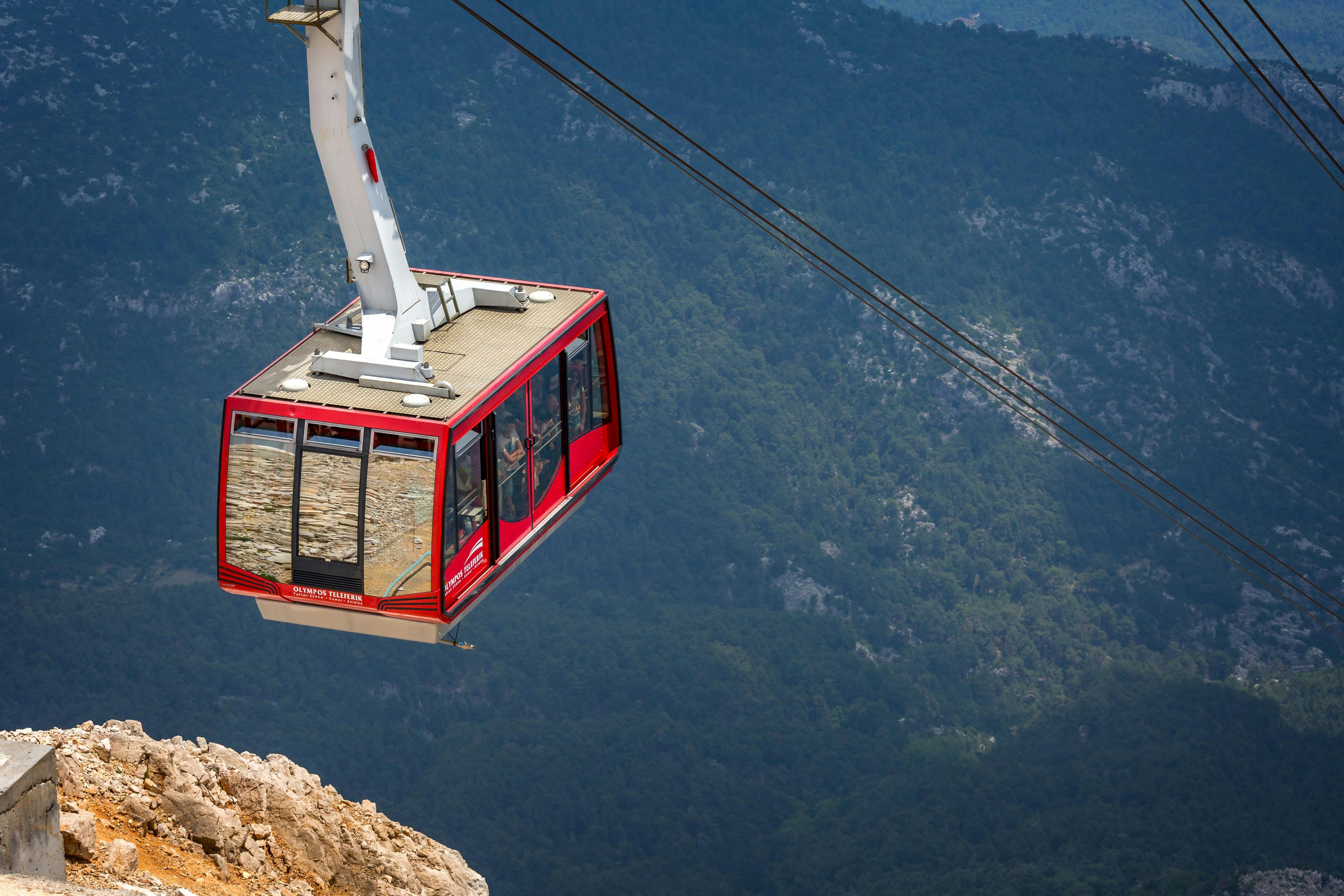 Olympos linbanetur till Tahtali-berget med pendeltransfer