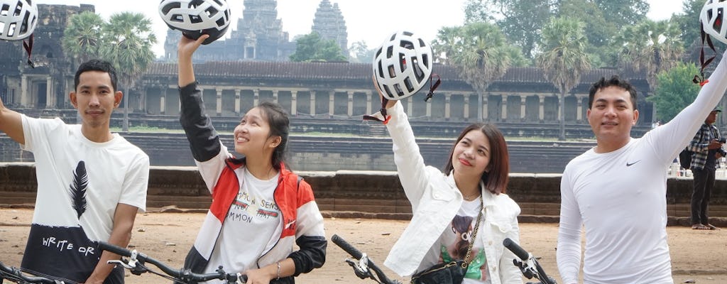 Angkor Wat temple private half-day cycling tour