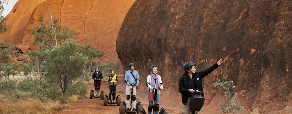 Uluru Sonnenaufgang und selbstbalancierender Roller
