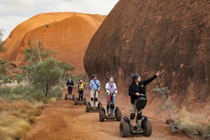 Uluru: Sightseeing Tours