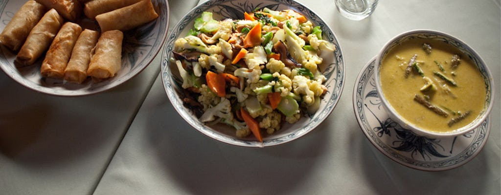 Corso di cucina serale e tour del villaggio a Siem Reap