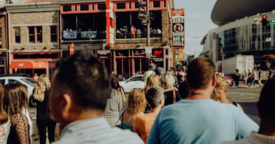 Downtown walking tour of Nashville