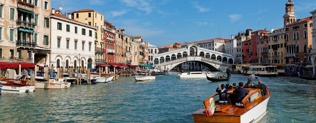 Paseo en lancha por el Gran Canal con guía a bordo