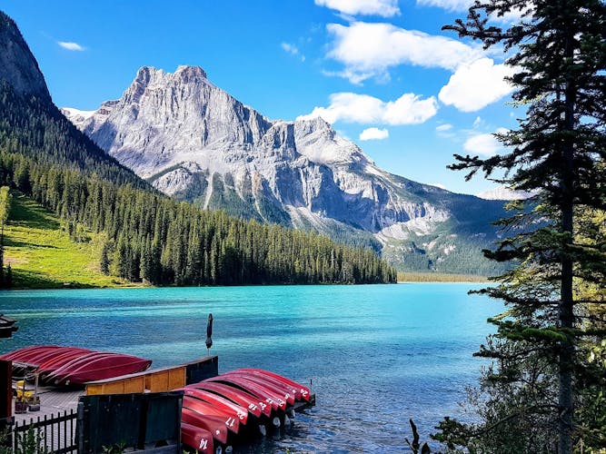 Lake Louise, Yoho National Park and Moraine Lake tour from Banff