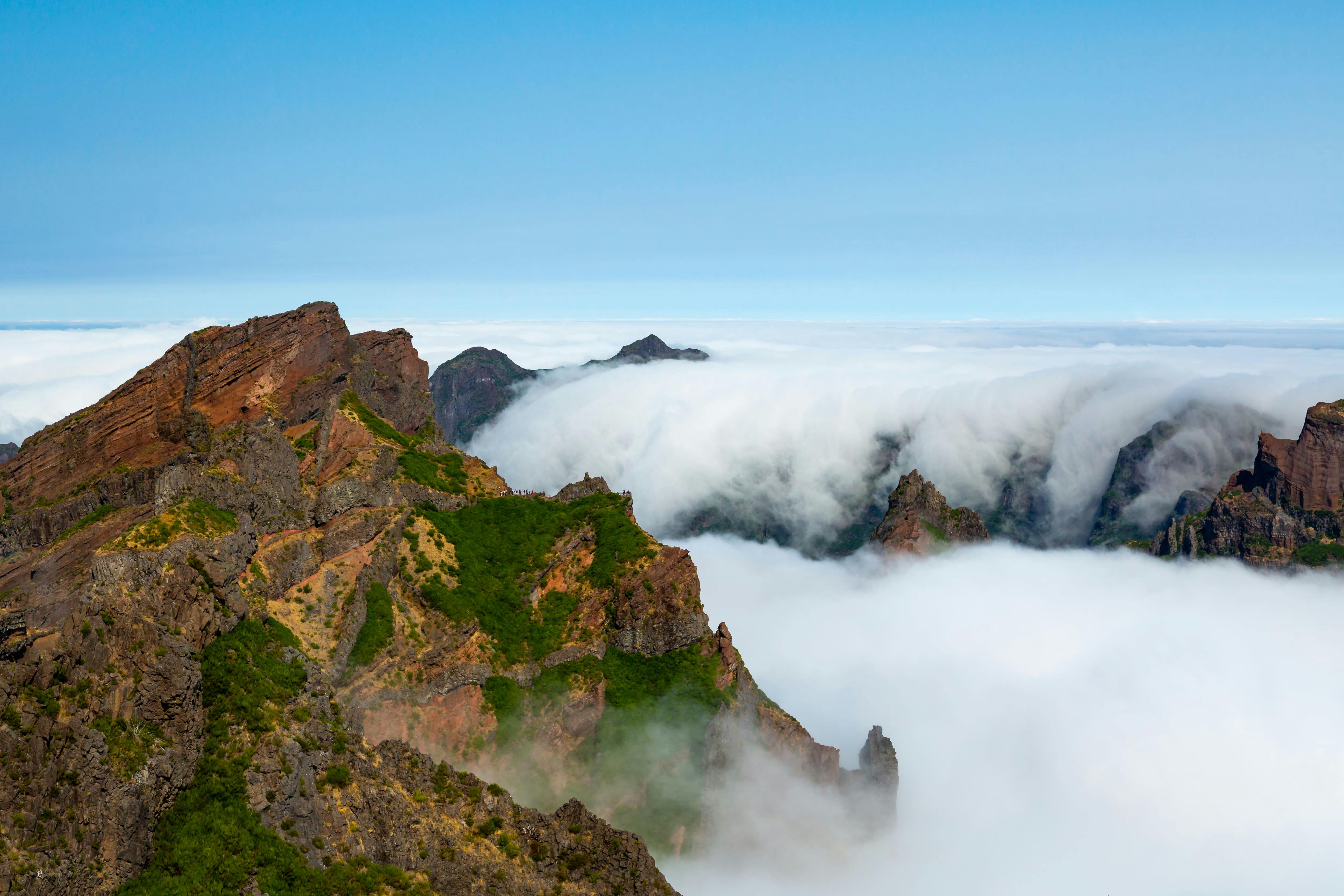 Pico do Arieiro Hiking Tour