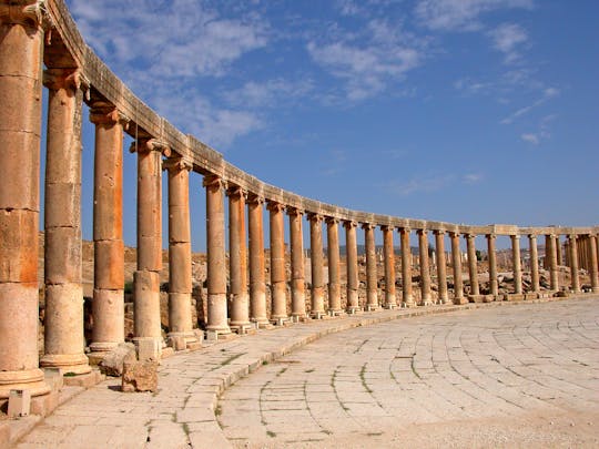 Tour panorâmico de dia inteiro pela cidade de Jerash e Amã