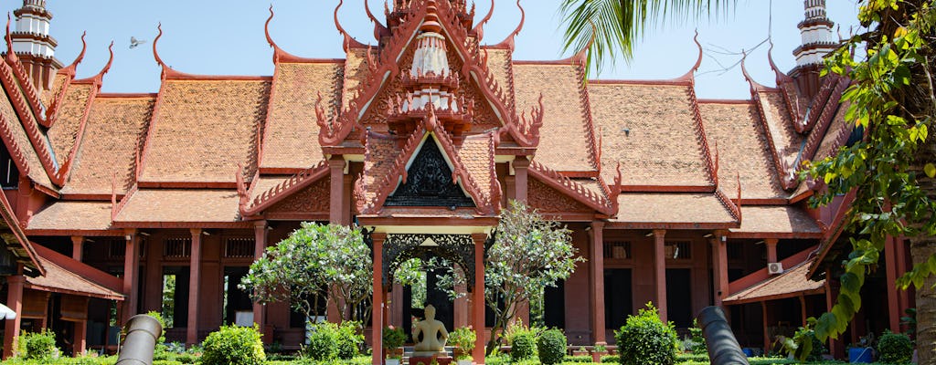 Excursão privada de meio dia ao Palácio Real e Museu Nacional de Phnom Penh