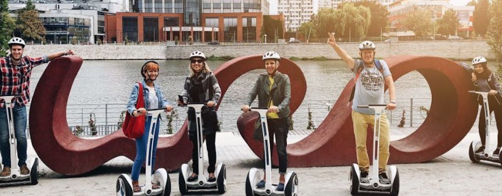 El casco antiguo destaca el recorrido en scooter de autoequilibrio en Wroclaw