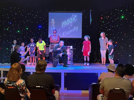 Spectacle de magie et d'humour avec Michael Bairefoot à Myrtle Beach