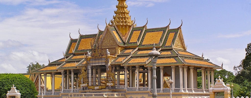 Full-day private guided tour of Phnom Penh City & Killing Fields