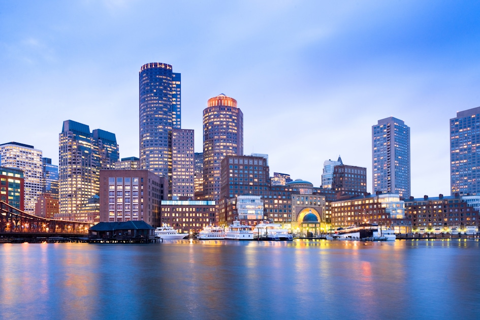 Cruises in Boston Cruises in Boston