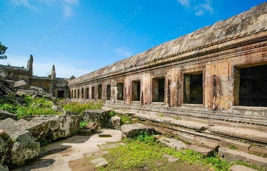 Trasferimento privato da Pakse con visita al tour del tempio di Preah Vihear all'aeroporto di Ubon Ratchatani con guida