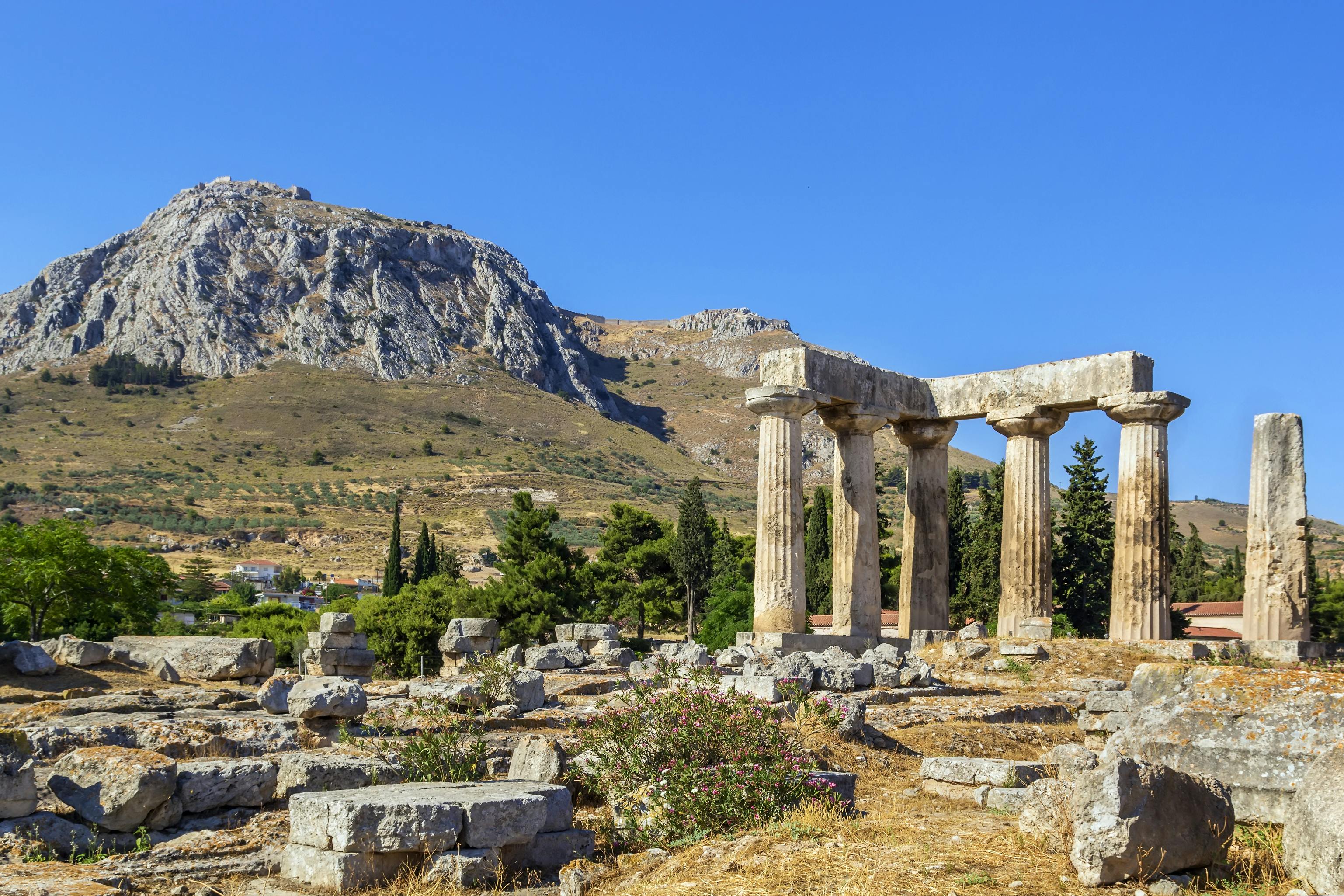Oude Korinthe-tour met wijnproeverij in Nemea vanuit Athene