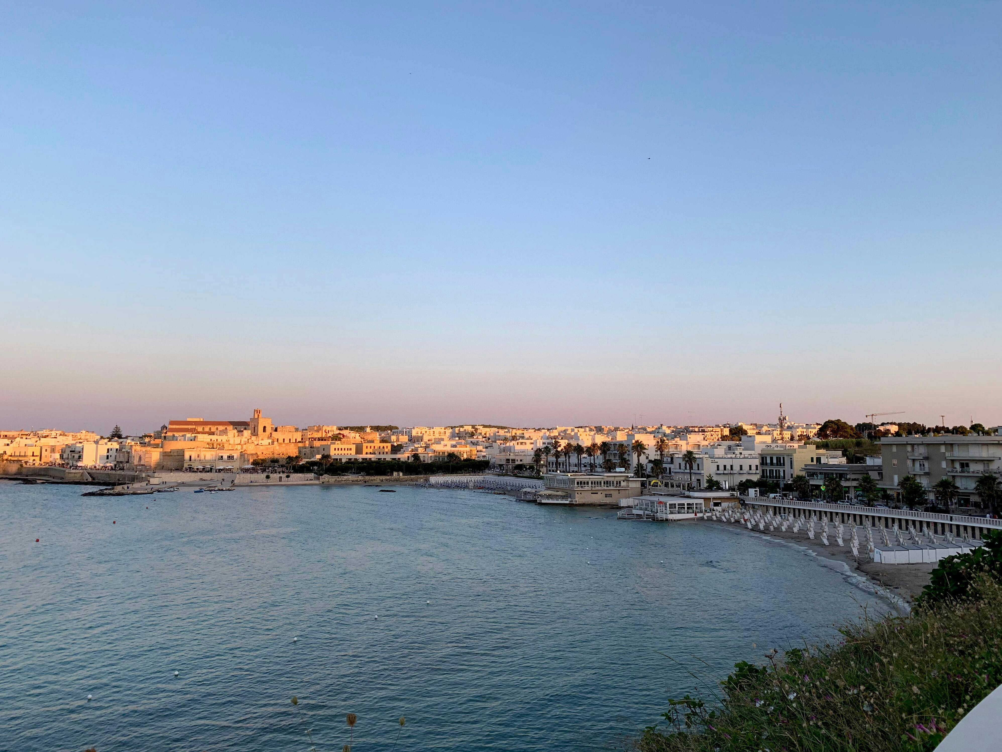 Otranto de noche desde Salento Costa Adriática