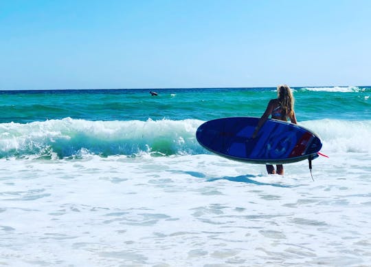 Surfboard full-day rental in Destin