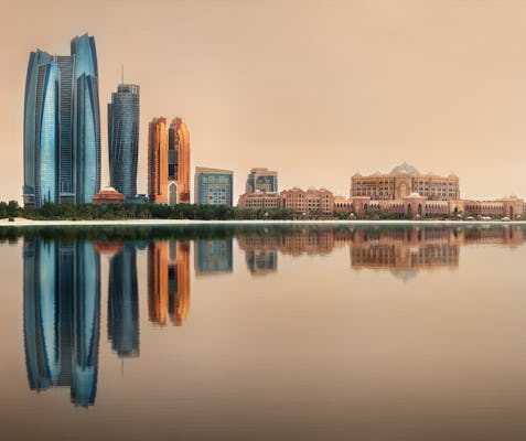 Abu Dhabi stadstour met pick-up service