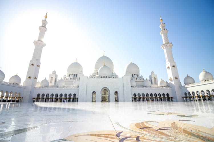 Abu Dhabi full day tour from Dubai with optional lunch