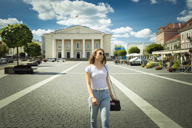 Royal Vilnius Photoshoot Tour