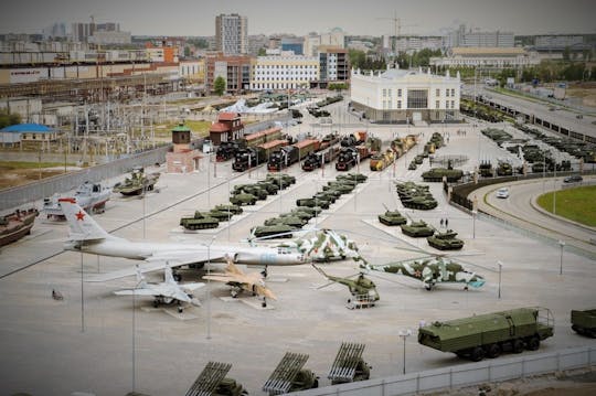 Visite privée militaire de 4 heures