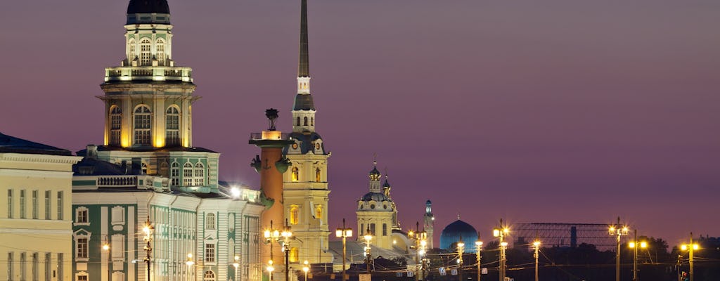 San Pietroburgo: tour serale a piedi lungo la Prospettiva Nevsky
