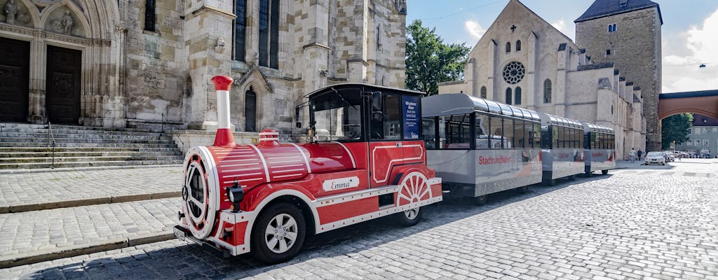 Excursão pela cidade de Regensburg com a partida de Bimmelbahn da Praça da Catedral